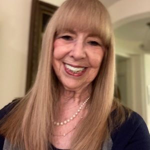 Meet your Posher, Yvette